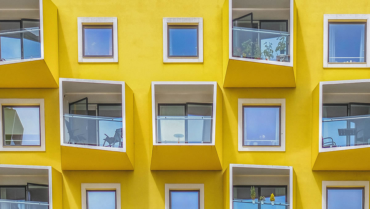 Stories Culture of Peace, yellow building